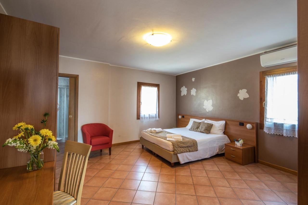 Locanda Ai Archi Di Andreola Monica Farra di Soligo Dış mekan fotoğraf